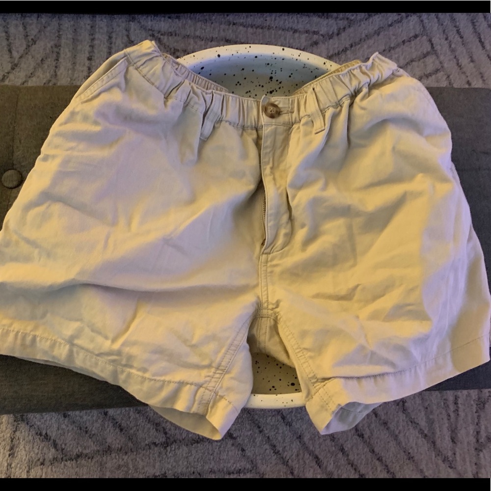 khaki chubbies